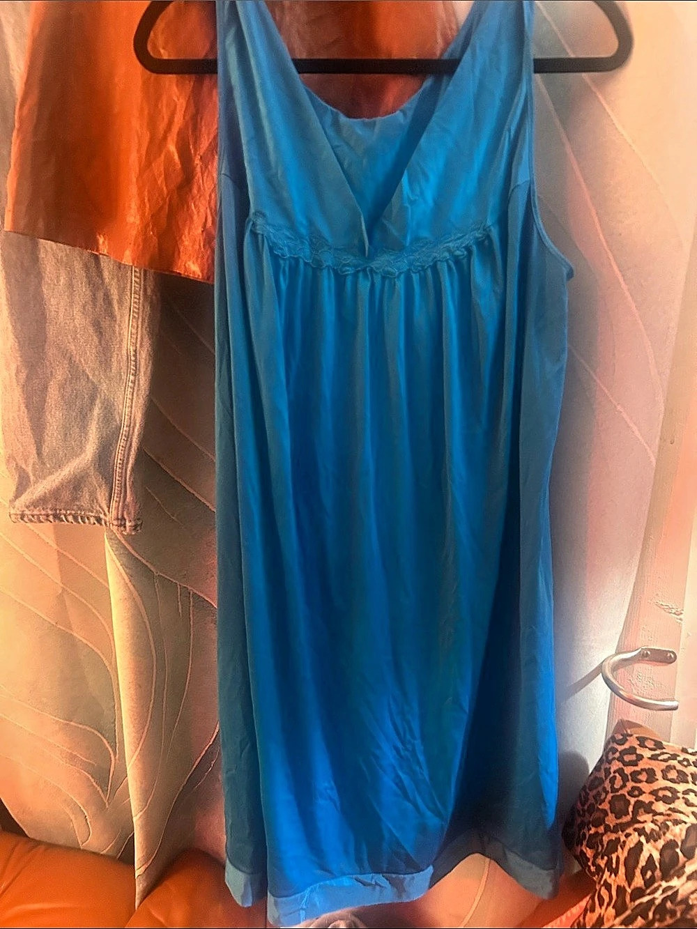 Vanity Fair Blue Vintage nightgown roomy Size Medium Like New
